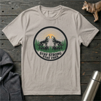 Stay Strong Stay Free wolves T-Shirt